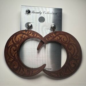 3For$20 Beauty Collection Tribal Tan/Brown Wood Statement Stud Earring